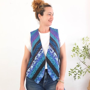 Vintage 00s 90s floral patchwork vest, Bohemian boho hippie indian vest, 90s patchwork cotton vest top, Vintage reversible vest, Size Medium