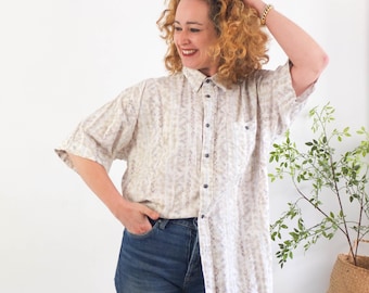 Vintage 90s grunge button up shirt for women, 1990s abstract oversized shirt, Vintage retro art print short sleeve button down shirt women
