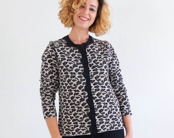 Vintage 90s leopard print cardigan, Vintage coquette preppy animal print sweater, Y2K fitted cardigan, 1990s soft knit cardigan top, S M