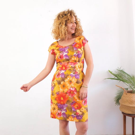 Vintage 90s floral linen mini dress, 90s 80s sleeveless yellow floral dress, Flowers sheath dress, Cute Y2K vintage summer day mini dress, M