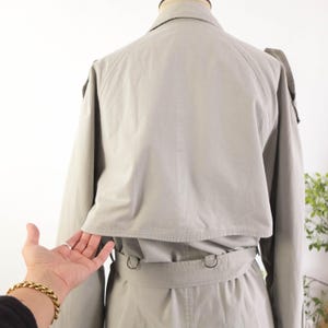 Vintage 90s khaki long trench coat, 1990s casual classic trench for women, 90s oversized trench coat, Vintage light duster trench Size Large image 9