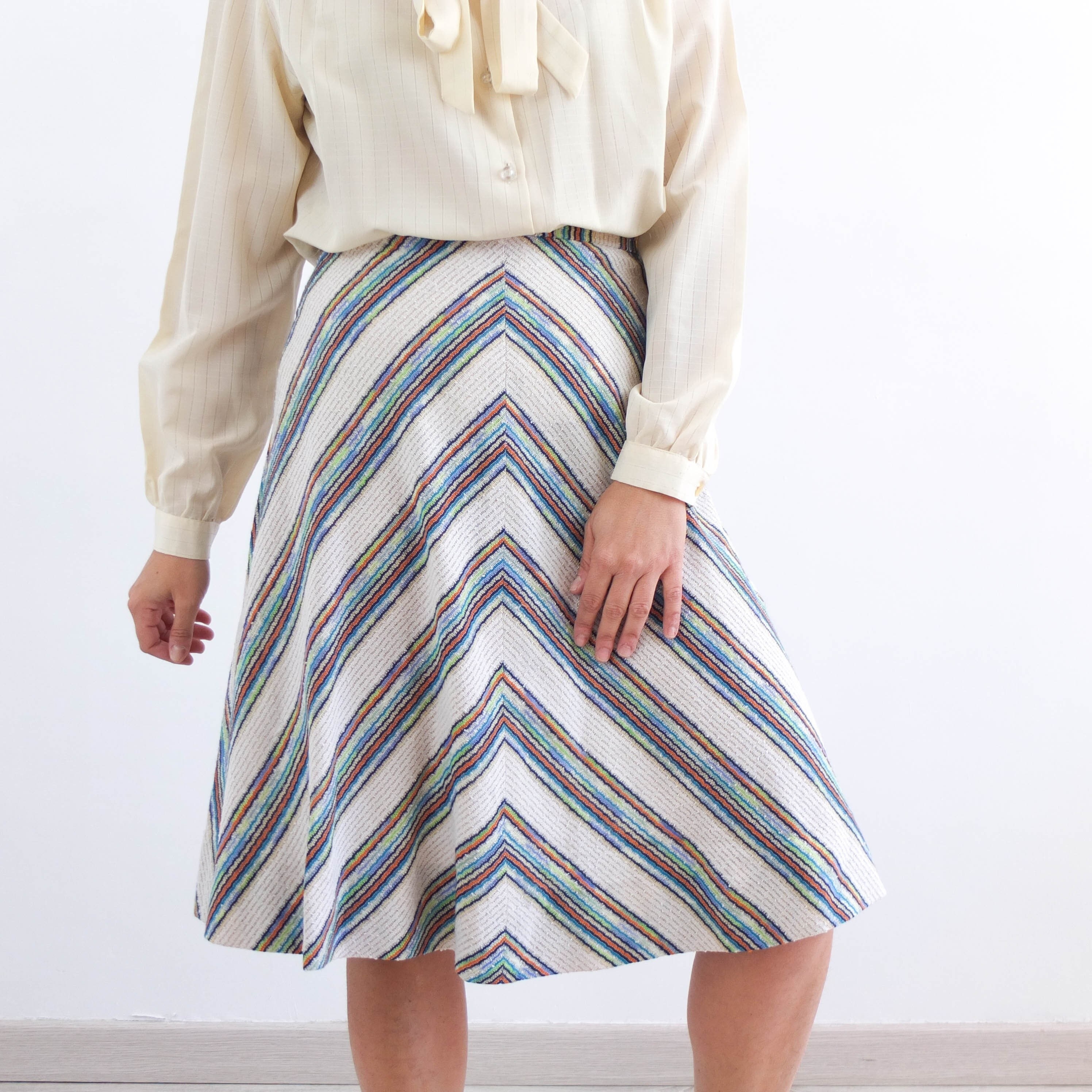 Womens BANANA REPUBLIC CHEVRON MIDI SKIRT A-Line Skirt STRIPES Lined SIZE 8  | eBay