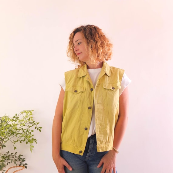 Vintage yellow denim jacket vest, 90s oversized denim vest, 90s sleeveless jean jacket trucker, 1990s cotton jean waistcoat Unixes, Size M L