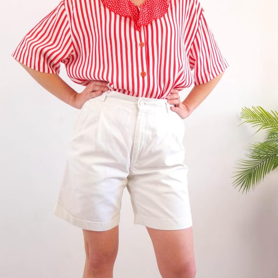 Vintage 90s High Waist White Pleated Shorts, 90s White Bermuda