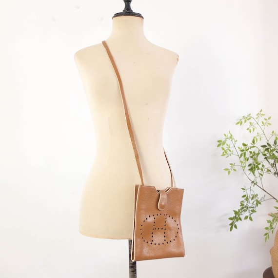 Vintage 90s small leather crossbody bag, Vintage brown leather wallet bag,  90s travel crossbody bag with long handle, Boho mini leather bag