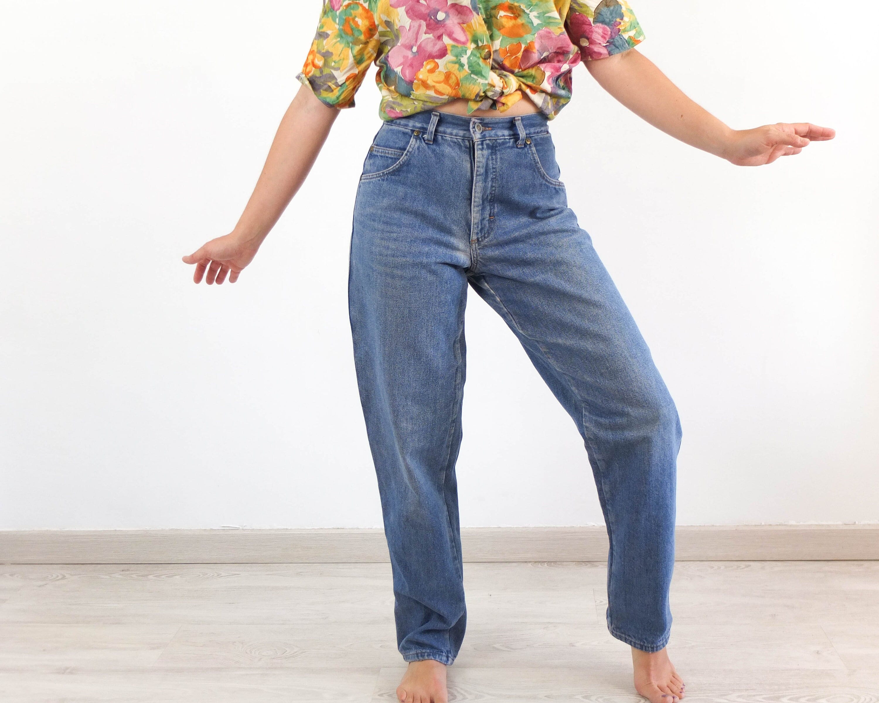 Vintage 80s 90s mom jeans, Vintage high waist ankle jeans, Vintage tapered  jeans, high waisted mom 80s 90s girlfriend jeans, Women jeans W28