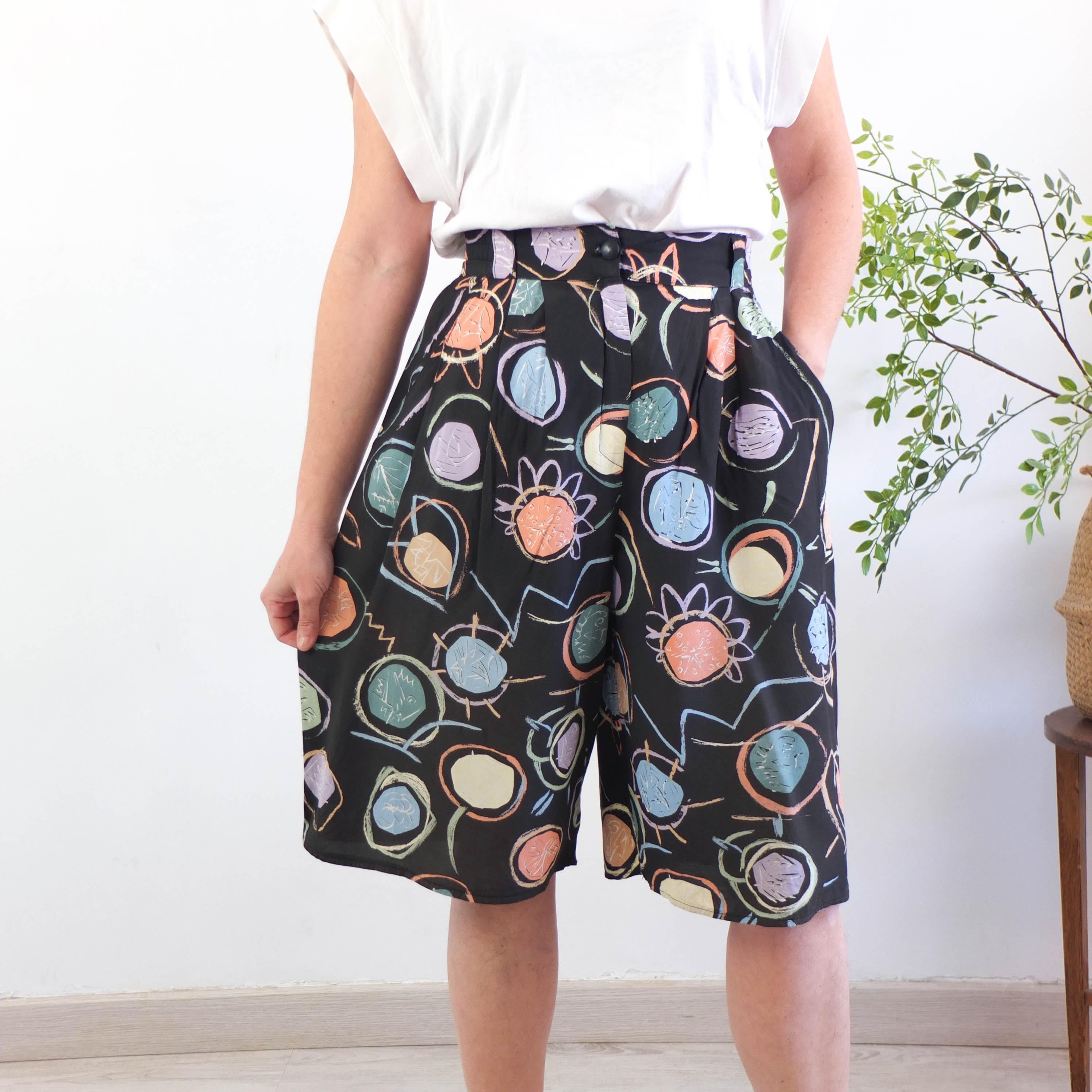 Vintage 80s Black Abstract Shorts, Vintage Retro Wide Leg Shorts
