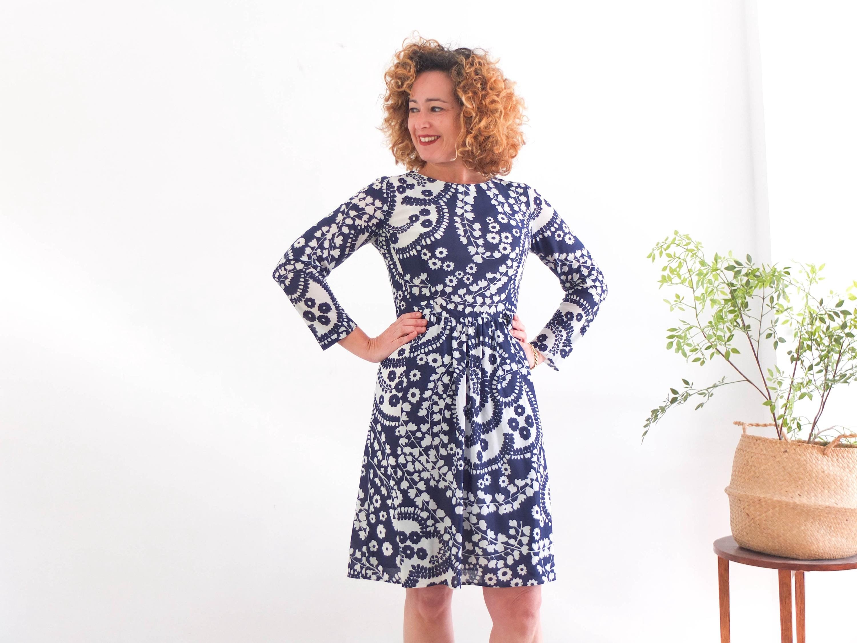 Vintage 60s Mod Floral Psychedelic Dress, 1960s Mod Mini Dress, 60s Go Go Twiggy Scooter Mini Dress, Mod Design A Line Mini Dress, Size M