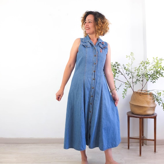 Vintage 90s button down denim dress, Vintage grunge long denim dress, 90s sleeveless denim dress, Vintage hipster denim dress, Size M