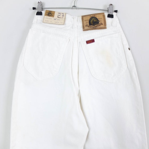 Vintage Lee white mom jeans, Vintage 80s tapered … - image 8
