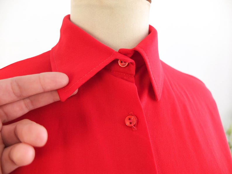 Vintage 70s red button up shirt, 1970s disco shirt for women, 70s retro collared shirt long sleeve, Plain red polyester button shirt, M L image 6