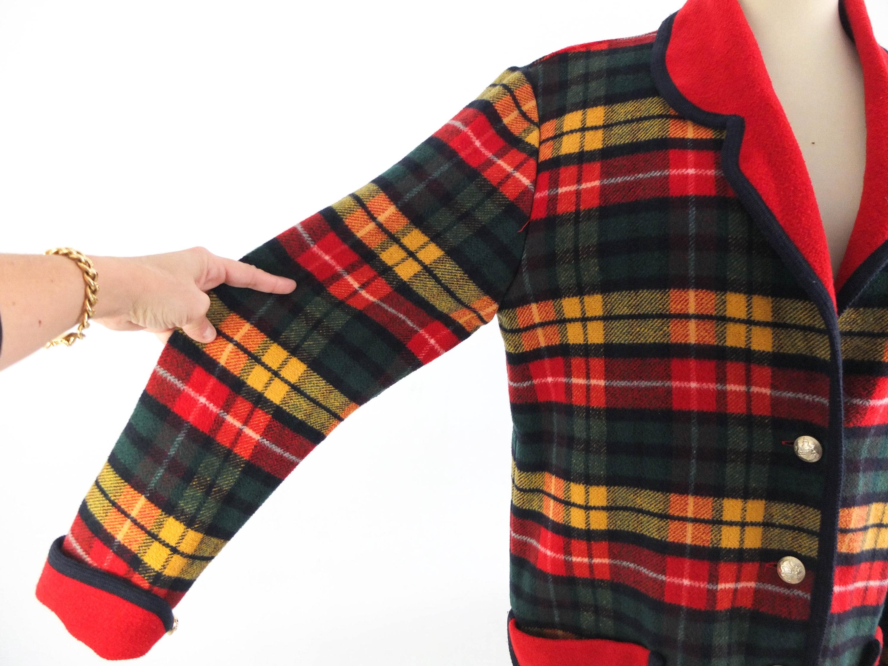 Vintage Plaid Wool Short Coat, 80s Tartan Plaid Wool Jacket Coat