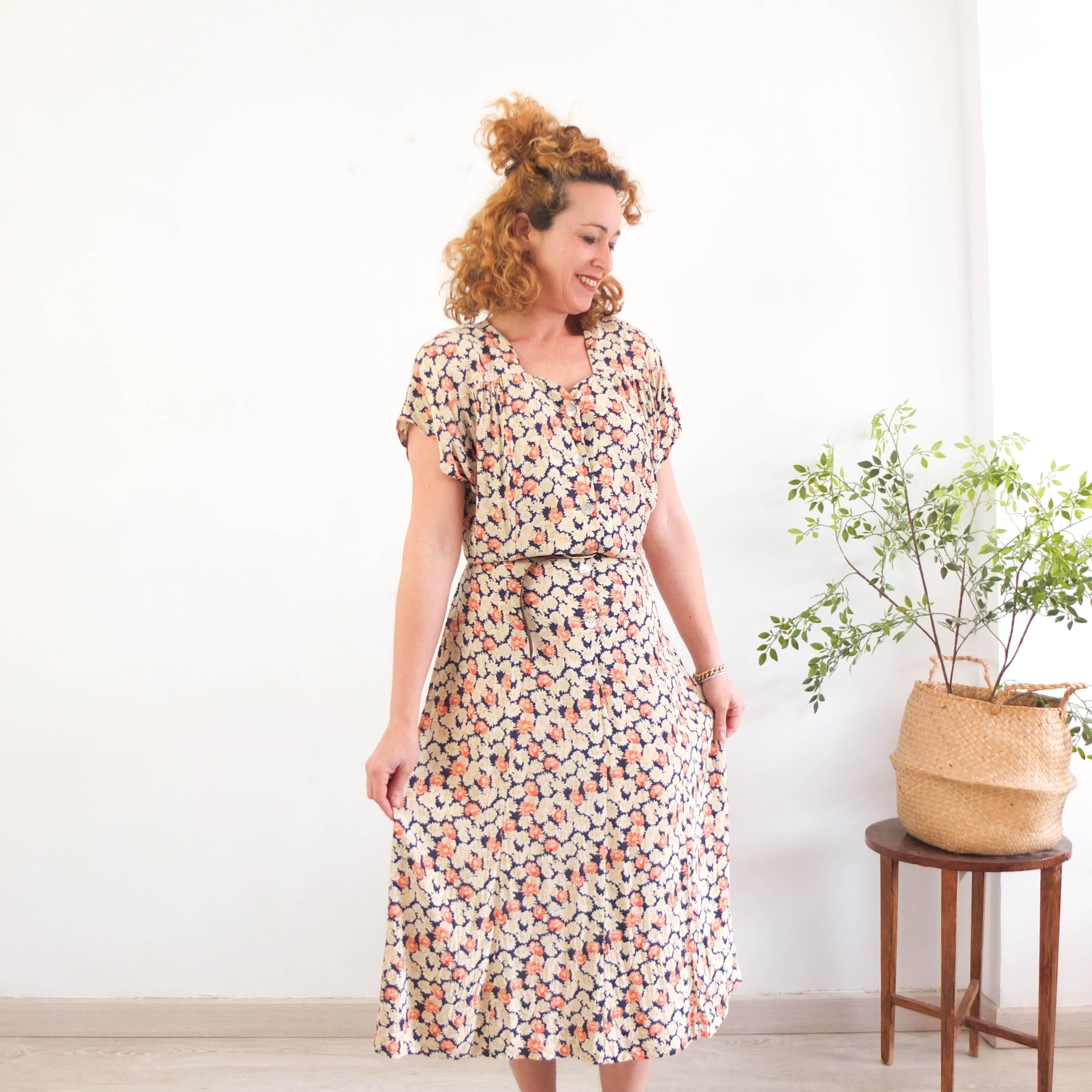 トリートユアセルフFloral vintage like dress トリートユアセルフFloral vintage like dress 90s White Floral