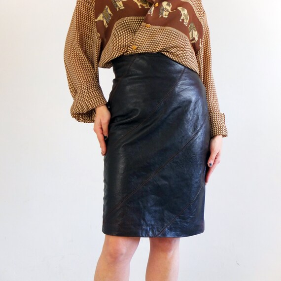 Vintage brown real leather skirt, Vintage high wai