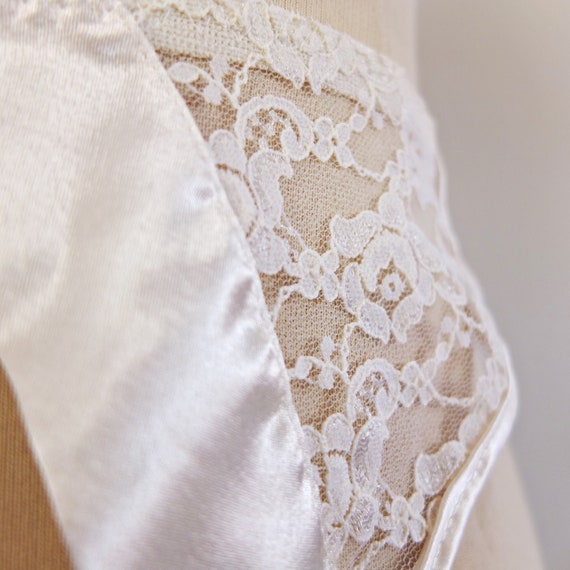 Vintage Victoria Secret lace garter belt, White s… - image 7