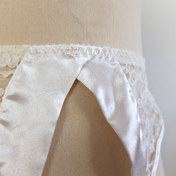 Vintage Victoria Secret lace garter belt, White s… - image 3