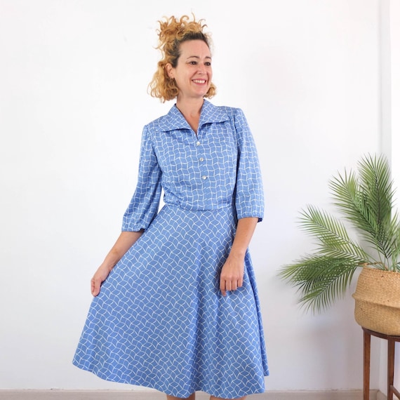 70s pleated dress 70s 80s Vintage White Blue Black Plaid Pleated A-line Dress & Belt Liz Roberts