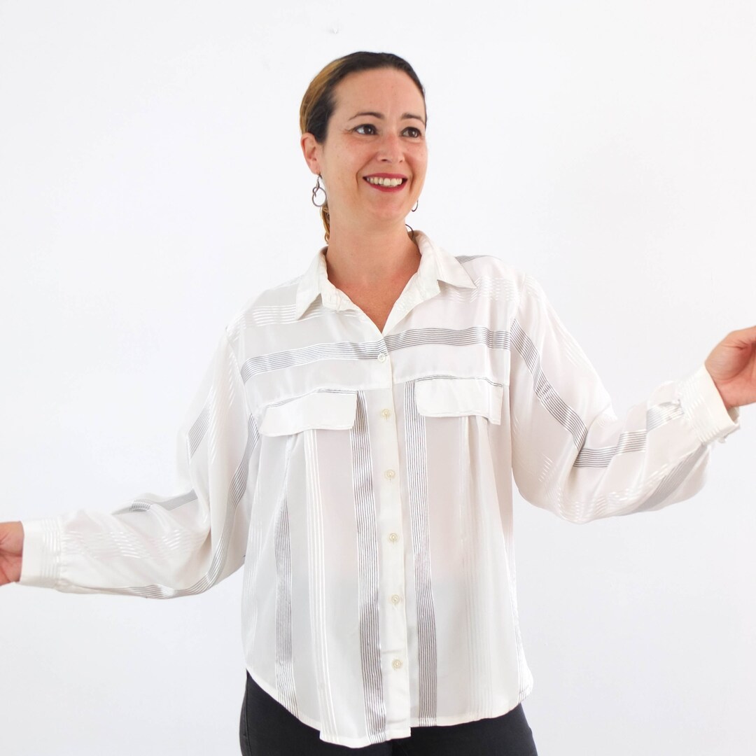 80’s~90’s 北欧系 vintage sheer shirt white Vintage 90s White Oversized Button up Shirt, 90s Long Sleeve Semi