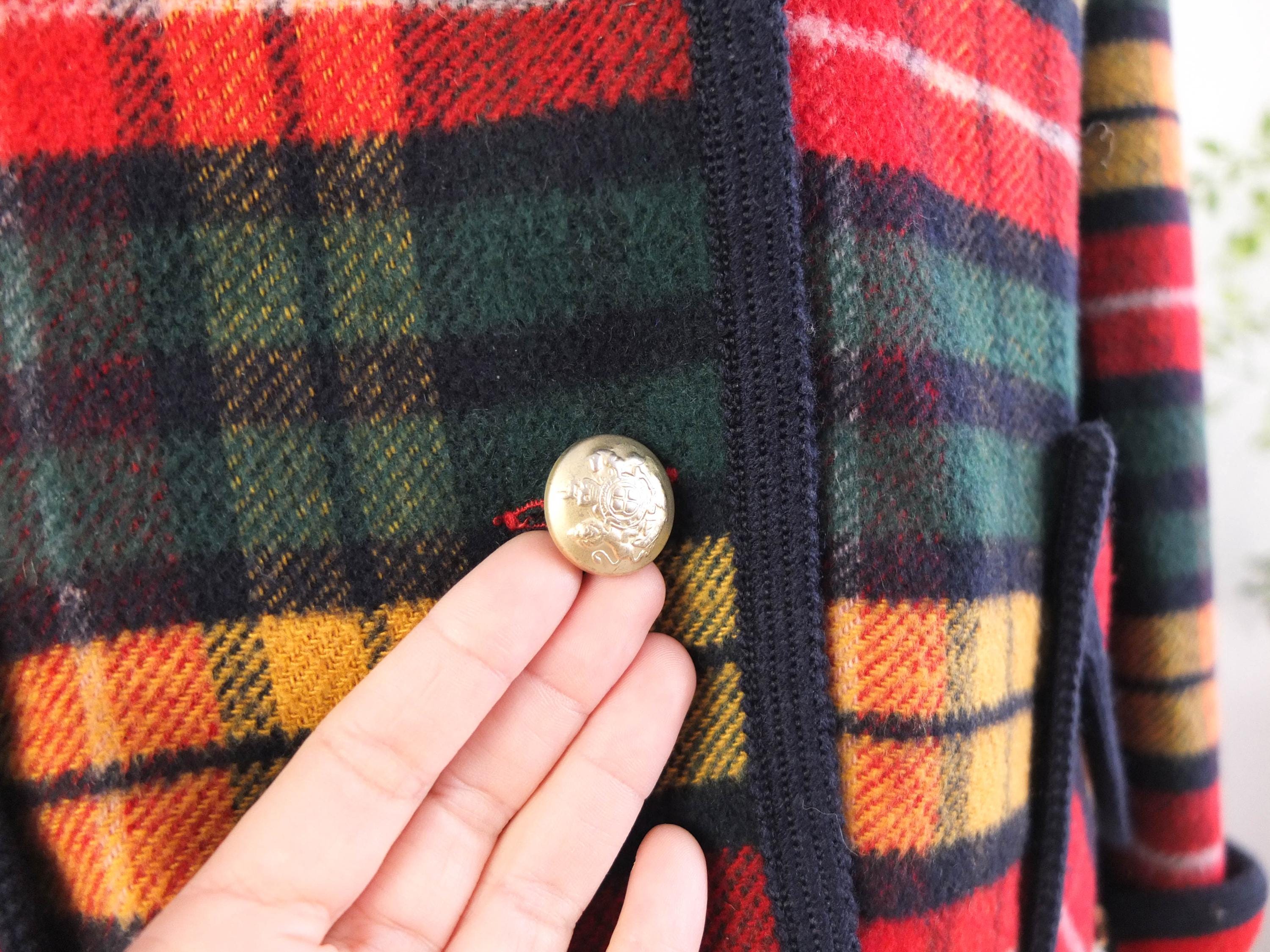 Vintage Plaid Wool Short Coat, 80s Tartan Plaid Wool Jacket Coat