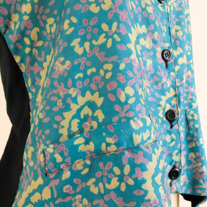 Vintage silk vest waistcoat S M Vintage 90s silk boho vest Vintage green black blocked folk vest Vintage green ethnic print vest unixes