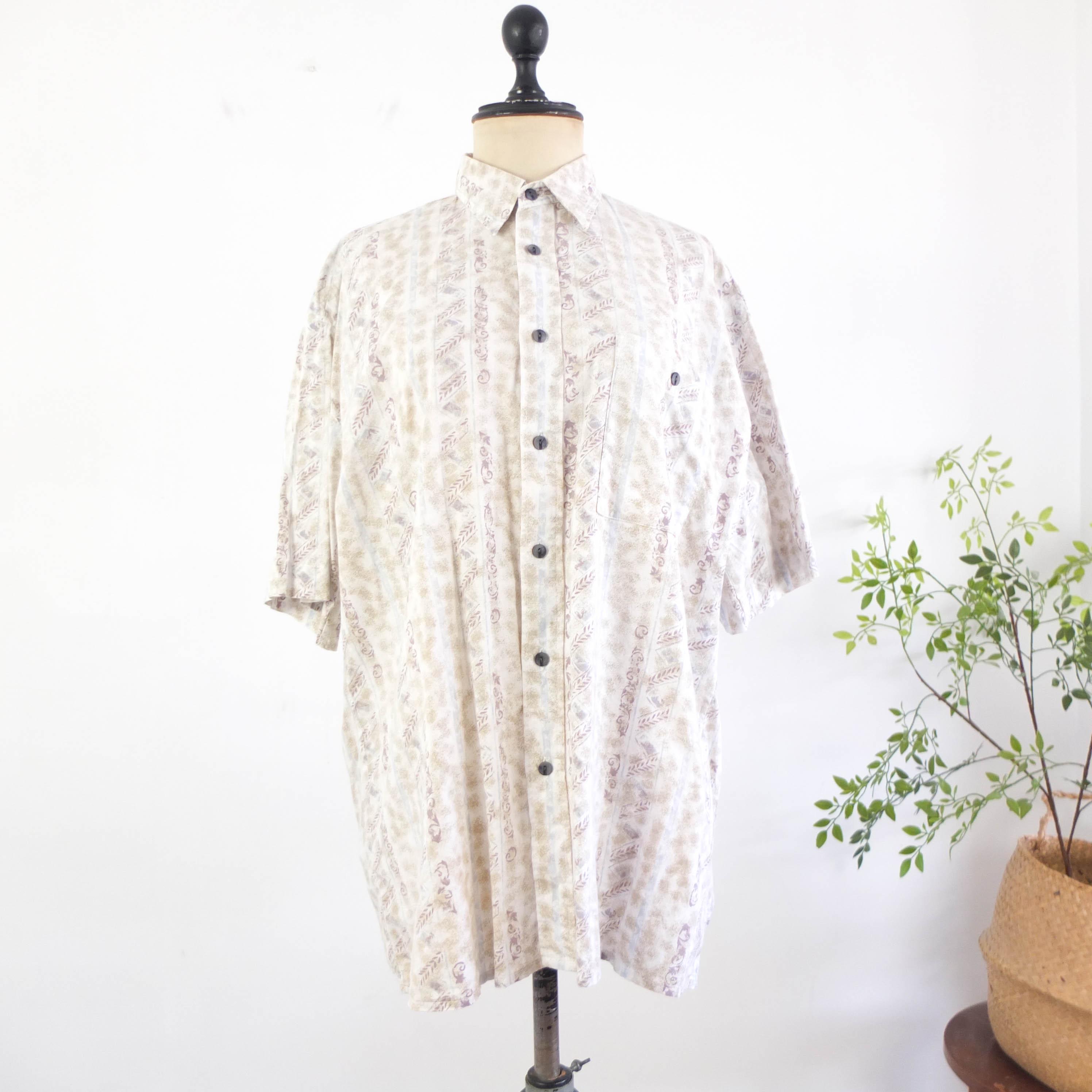 Vintage 90s Grunge Button up Shirt for Women, 1990s Abstract