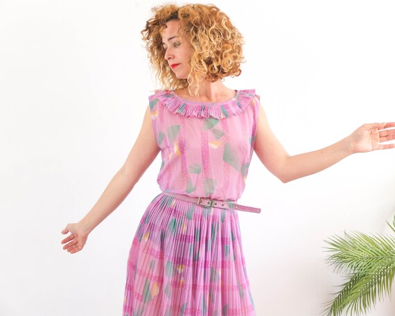 Vintage 80s pleated sundress set, 80s abstract sh… - image 5