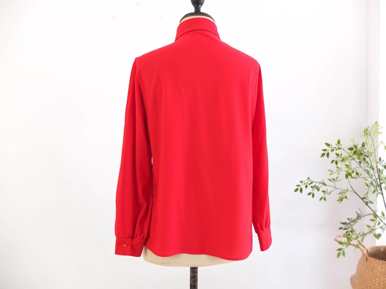Vintage 70s red button up shirt, 1970s disco shirt for women, 70s retro collared shirt long sleeve, Plain red polyester button shirt, M L image 10