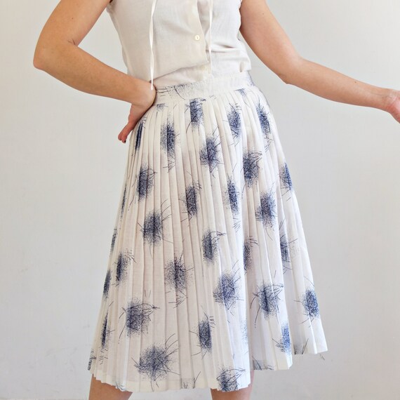Vintage white pleated cotton skirt, vintage high w