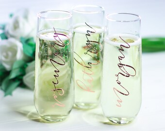 Personalized Champagne Flutes / Rose Gold Foil Bridesmaid Glass / Champagne Glasses / Bridesmaid Proposal Idea / Bridesmaid gift