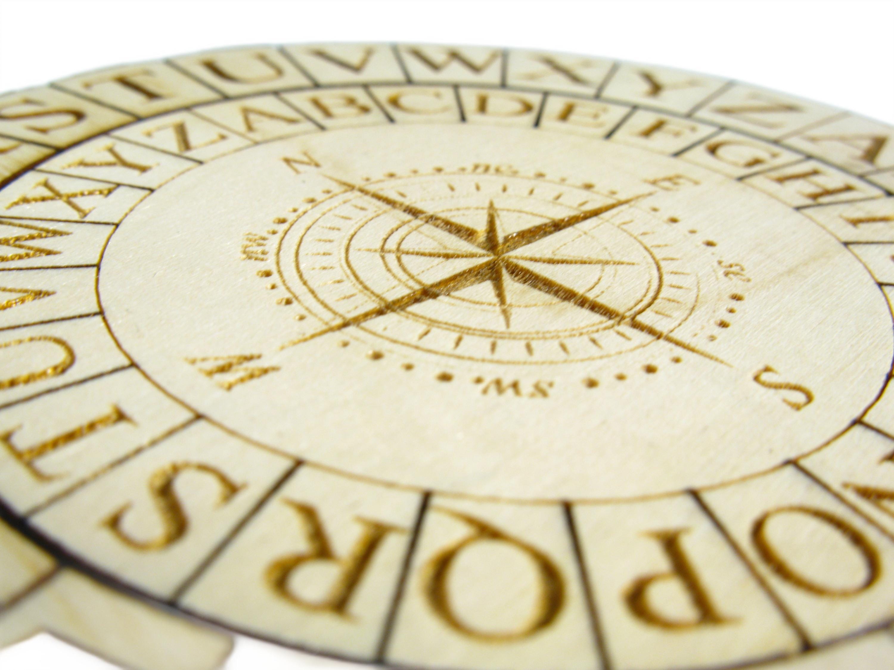 Cadran de Chiffre d'Alberti - Outil de Cryptographie en Bois - Disque de Décodage Secret - Puzzle Historique - Cadeau Éducatif STEM - France Cadran de Chiffre d'Alberti - Outil de Cryptographie en Bois - Disque de Décodage Secret - Puzzle Historique - Cadeau Éducatif STEM - France