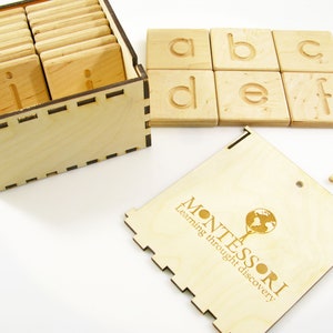 Montessori Alphabet Zeichenbrett: Holzbuchstaben Lernspielzeug Bild 2