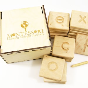 Juguetes educativos del alfabeto Montessori, tarjeta de madera para trazar letras, tarjeta de madera Montessori, tarjetas de trazado del alfabeto impresas Waldorf