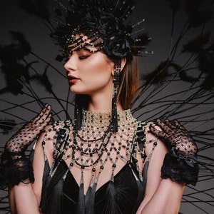Corona de halo de rosas góticas con espejos, pedrería y purpurina. Tocado de hombre en llamas. Corona de Halloween. Reina Oscura. Corona de espejos negros.