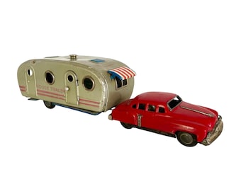 Vintage 1950s Pressed TIN LITHO and Rubber Wheeled House Trailer and Sedan Friction Toy / 11" x 3" / Made in Japan / Rare Classic Find!
