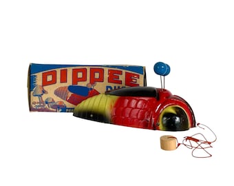 Vintage 1940s DIPPEE BUG Push or Pull TOY With Original String and Original Illustrated Box / 9-1/4" x 5" / Toy Collector / Fab Display!
