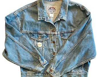 Vintage 1990s LEVI'S 100% Cotton DENIM Trucker JACKET / Size 7 Large / Pre-washed, Preowned and Pre-Worn / Fab Retro Denim Jacket!