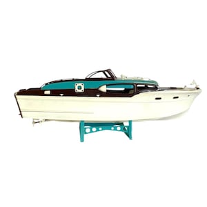 Retro (50s) Sterling CHRIS CRAFT Express Cruiser Completed Boat MODEL / 14&quot; x 3-3/4&quot; x 5&quot; / Very Good, Preowned Condition / Model Boat Lover