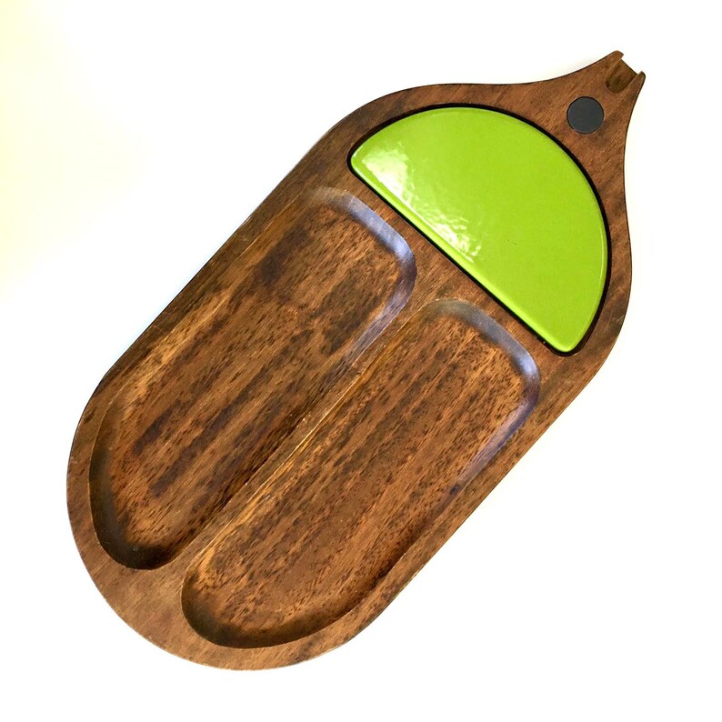 Vintage CHEESE TRAY Hand Carved Hardwood Charcuterie Board Cutting Board with Avocado Green Insert Very Good Condition 60s