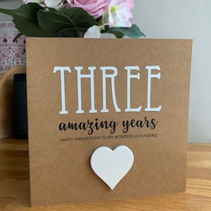 Tarjeta del 3er aniversario, tarjeta de aniversario de cuero, tarjeta de aniversario personalizada de 3 años, Cuero, Tres años, 3er aniversario, feliz 3er