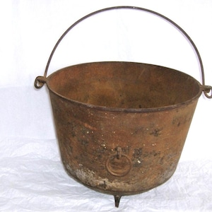 Antique Cooking Pot • cast iron cauldron • 3 footed • w/ Pouring Ring