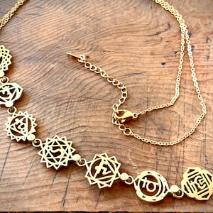 chakras necklace Om; brass pendant and stainless steel snake chain; indian choker; hinduism prayer beads; long necklace;