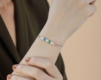 Gepersonaliseerde geboortesteen erwt-armband, cadeau familiesieraden