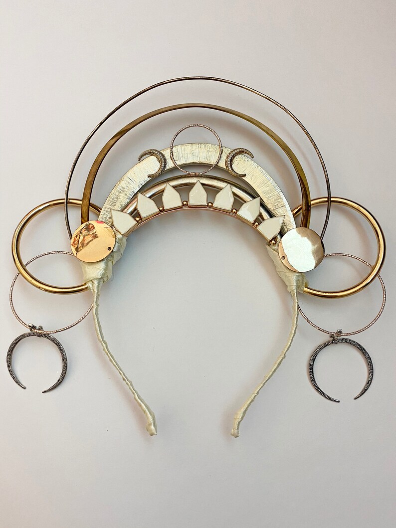Gold Goddess Crown Aurora