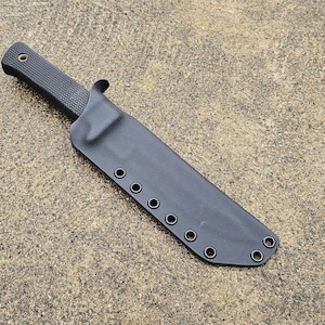 Cold Steel SRK Custom Kydex sheath, Taco Style, optional belt attachments. fits the CPM 3V SRK model.