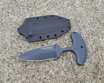 Funda personalizada de Kydex Cold Steel "Drop Forged 4", estilo Pancake 2.0, con enganches opcionales para el cinturón. El cuchillo no está a la venta. Solo vendo fundas.