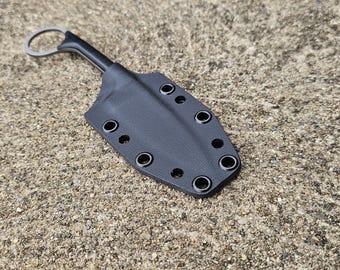 Funda de Kydex personalizada Cold Steel "BIRD & GAME" (estilo panqueque 2.0), con enganches para cinturón opcionales disponibles.