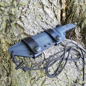 SOG Seal Team Elite custom kydex sheath, Scout Carry, Paracord Lanyard, Mini Firesteel, TACO Style.