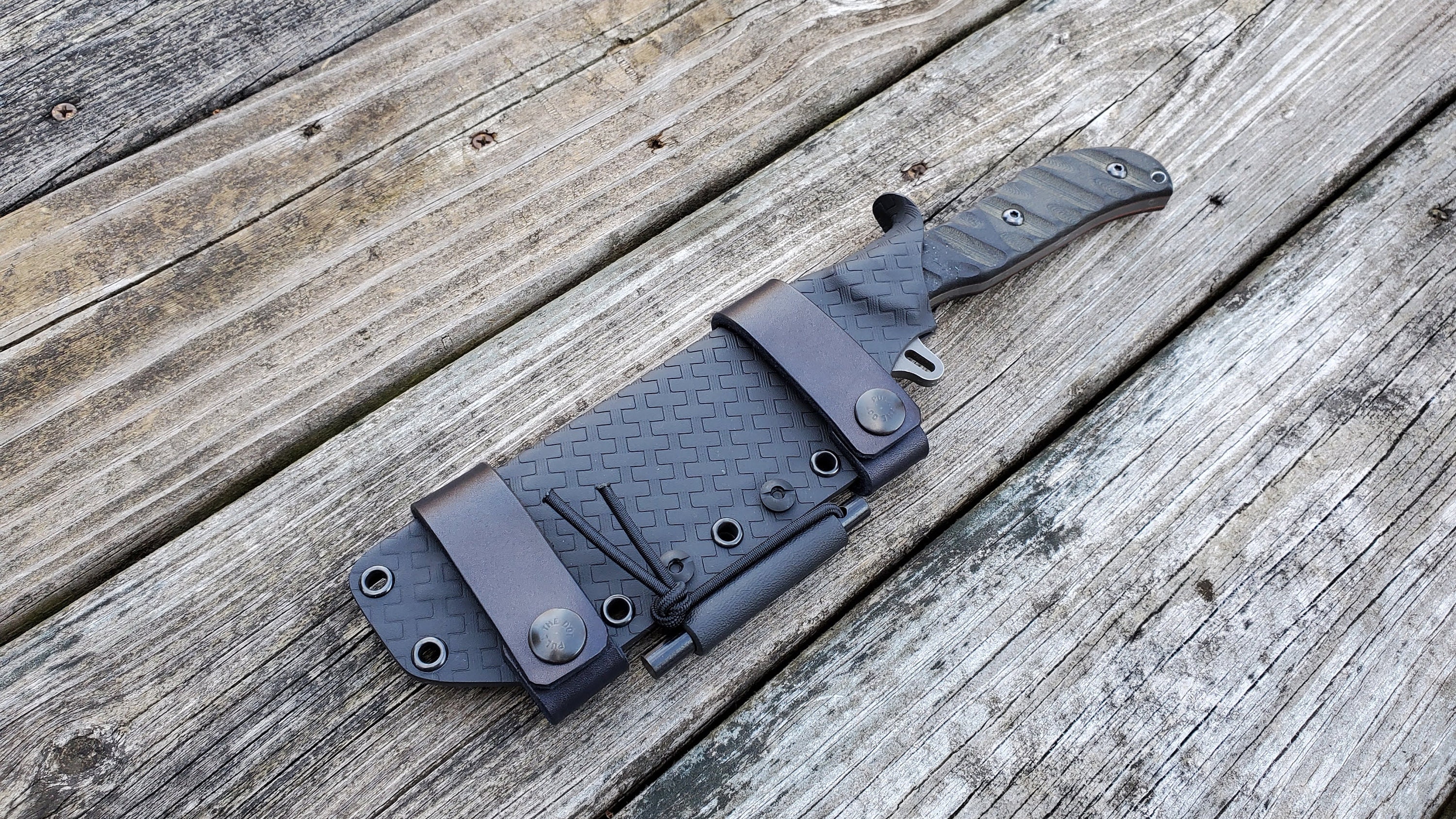 TOPS SILENT HERO Custom Kydex Sheath, Taco, Scout Carry, With Fire