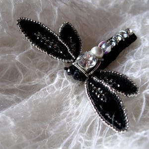 Dragonfly brooch Dragonfly pin embroidered brooch Trendy item luxury brooch dragonfly lapel pin dragon fly brooch insect brooch  insect bead