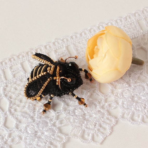 Bumble bee brooch discount